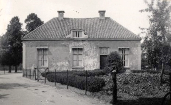 Voorgevel van het kostershuis aan de Kerkstraat